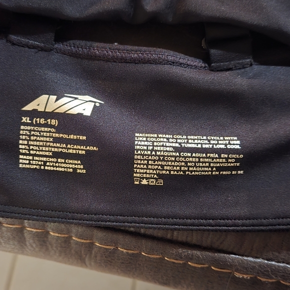 Avia Sports Bra Black Racerback Strappy Molded Cups Adjustable XL Athletic Gym - Picture 8 of 8